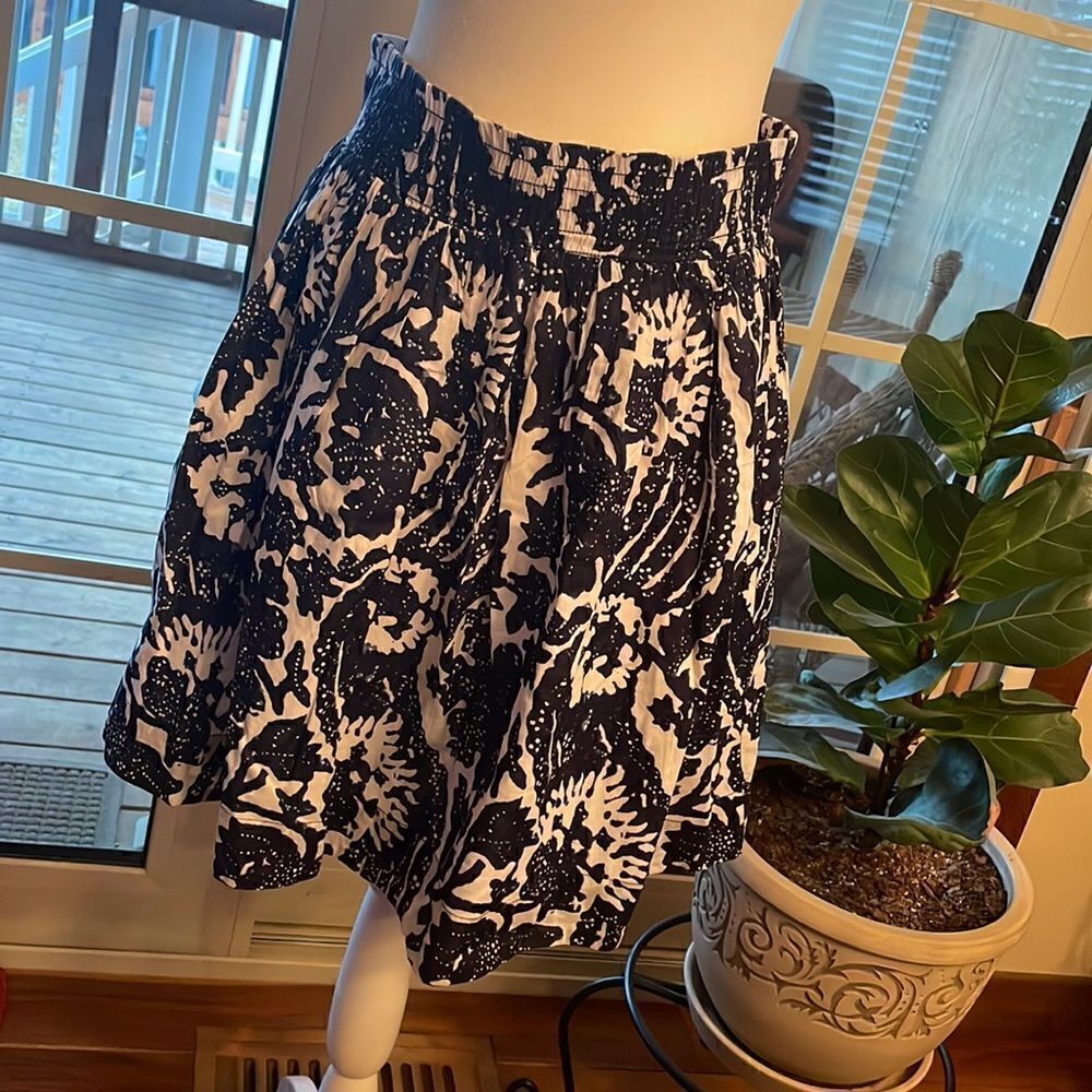 BANANA REPUBLIC Abstract Batik Skirt